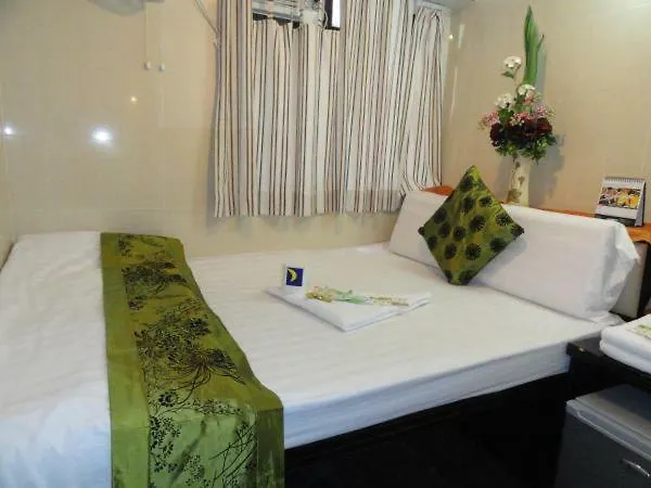 Dhillon Hotel -Paris Guest House Reception 10Th Floor Block E Hong Kong China
