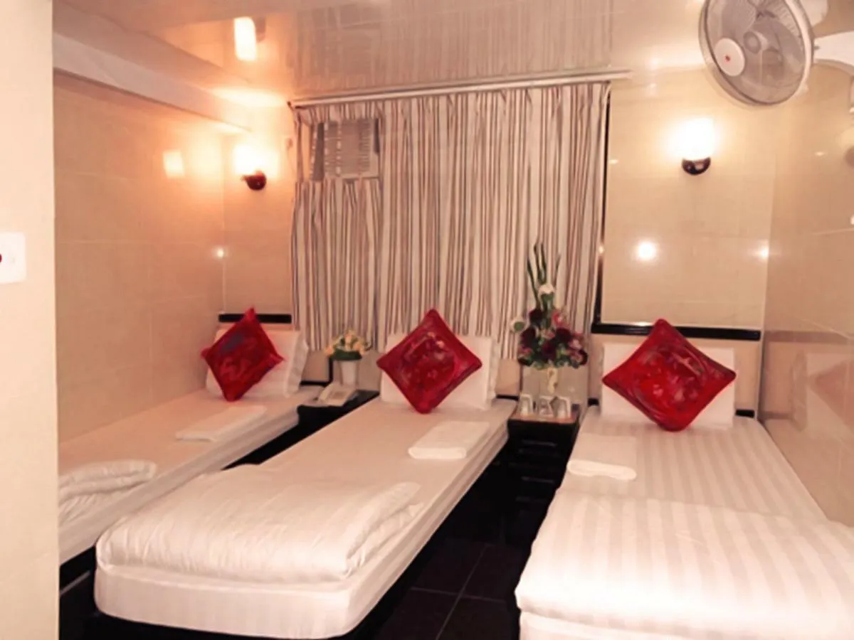 Dhillon Hotel -Paris Guest House Reception 10Th Floor Block E Hong Kong