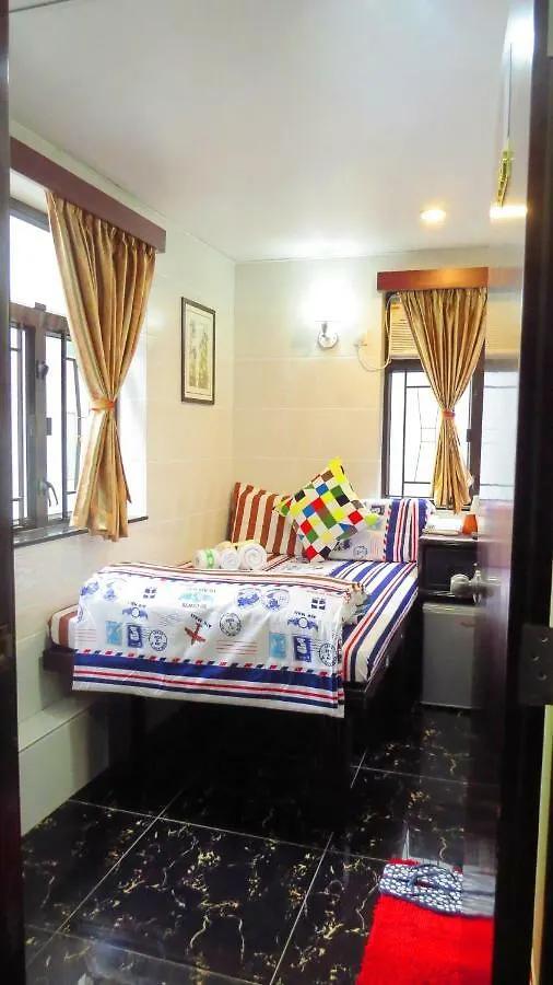 Dhillon Hotel -Paris Guest House Reception 10Th Floor Block E Hong Kong